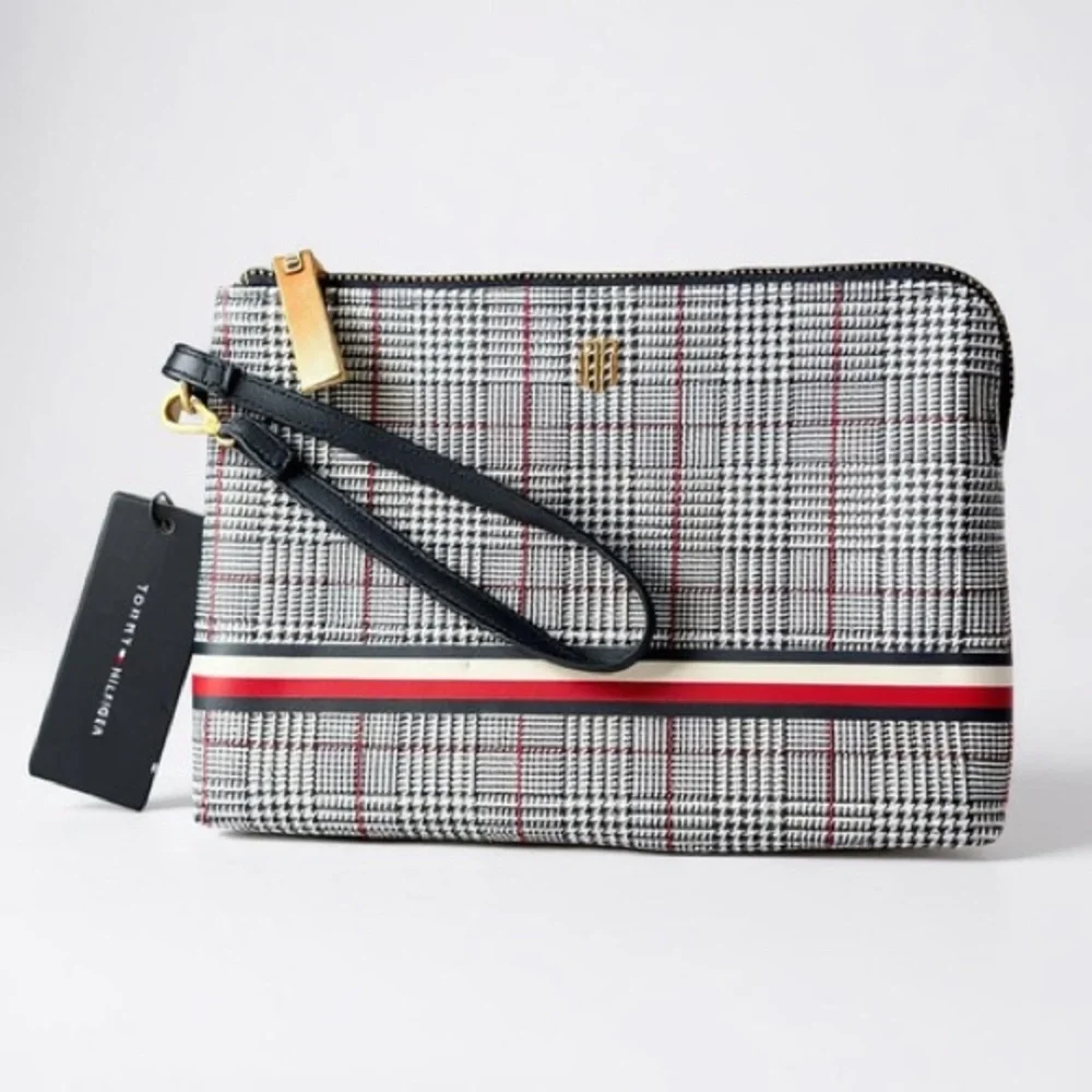 Tommy Hilfiger • Women Wristlet Purse Pouch Blue and White Full Zipper